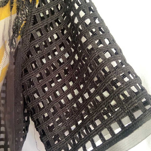 Denis Gagnon lace shit - Picture 5 of 8